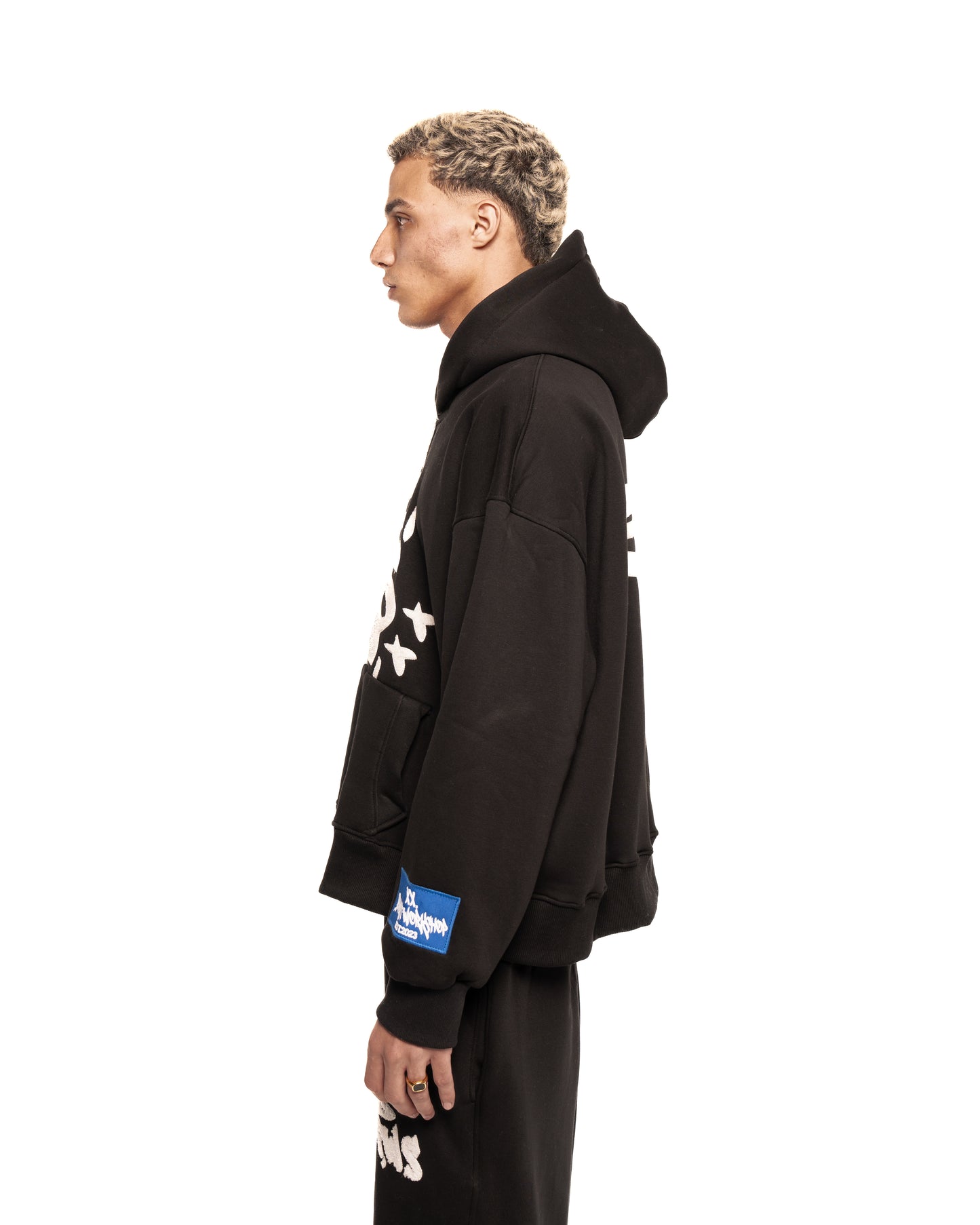 TWS black zipper