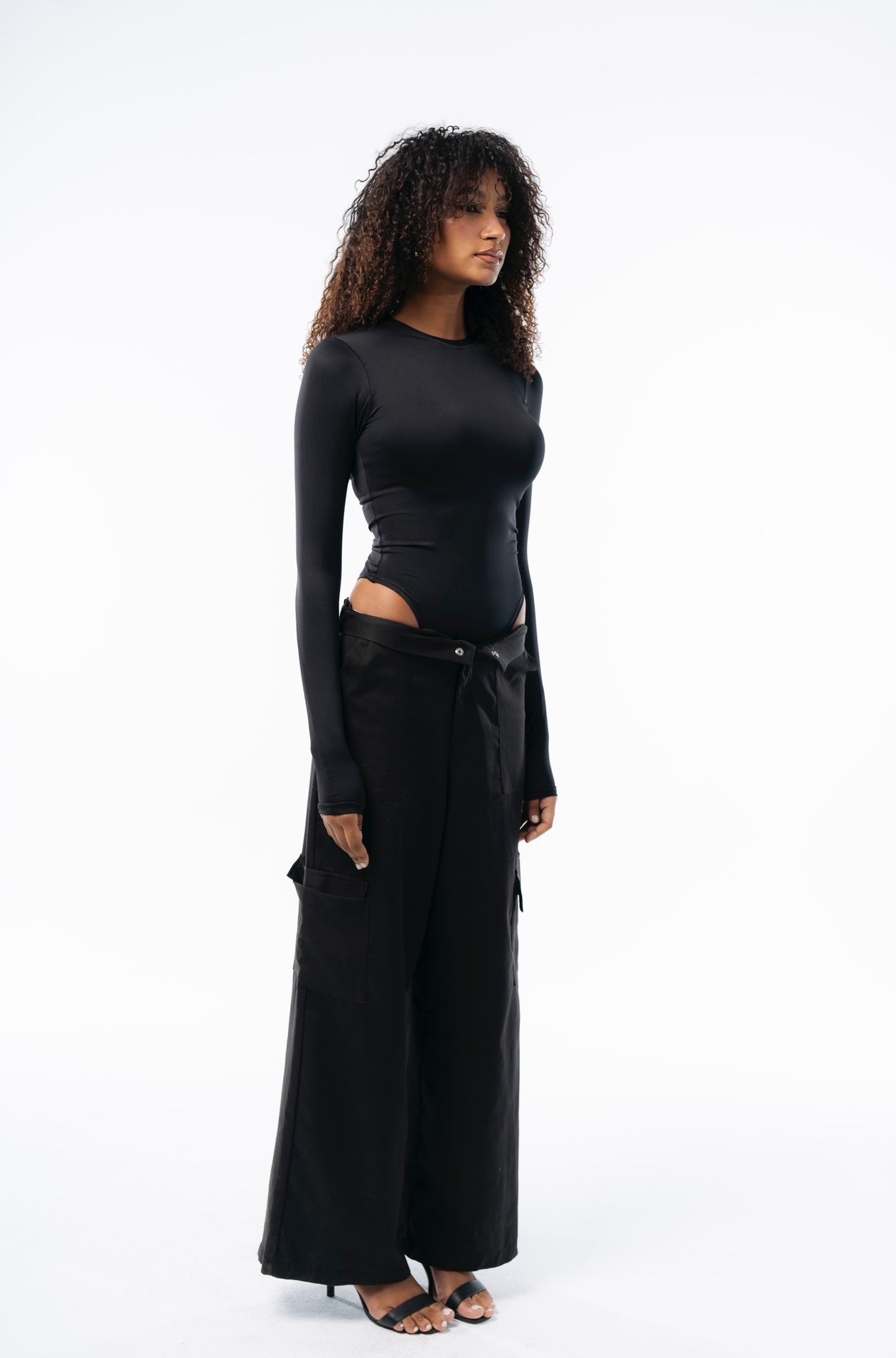 Long sleeves black bodysuit