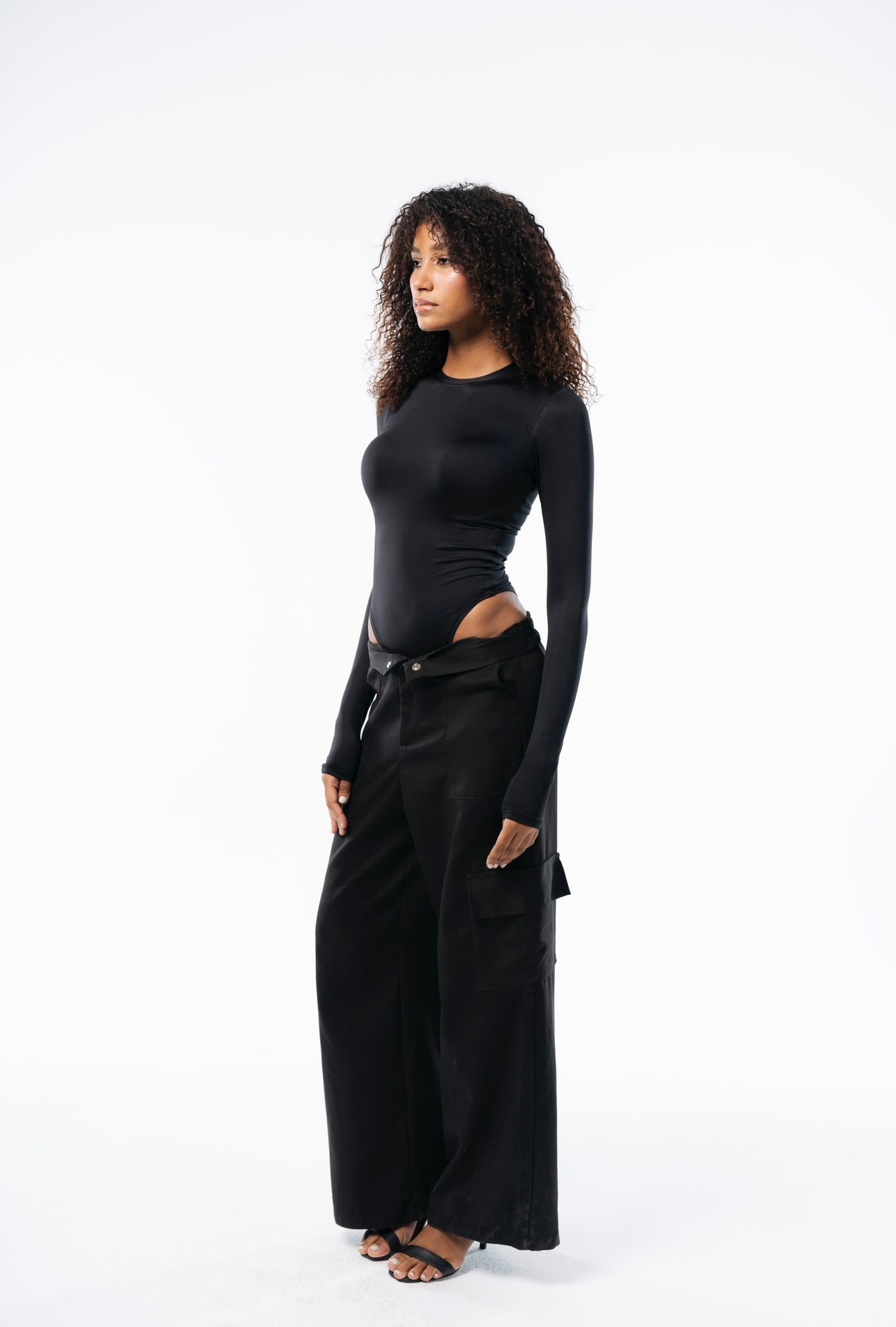 Long sleeves black bodysuit