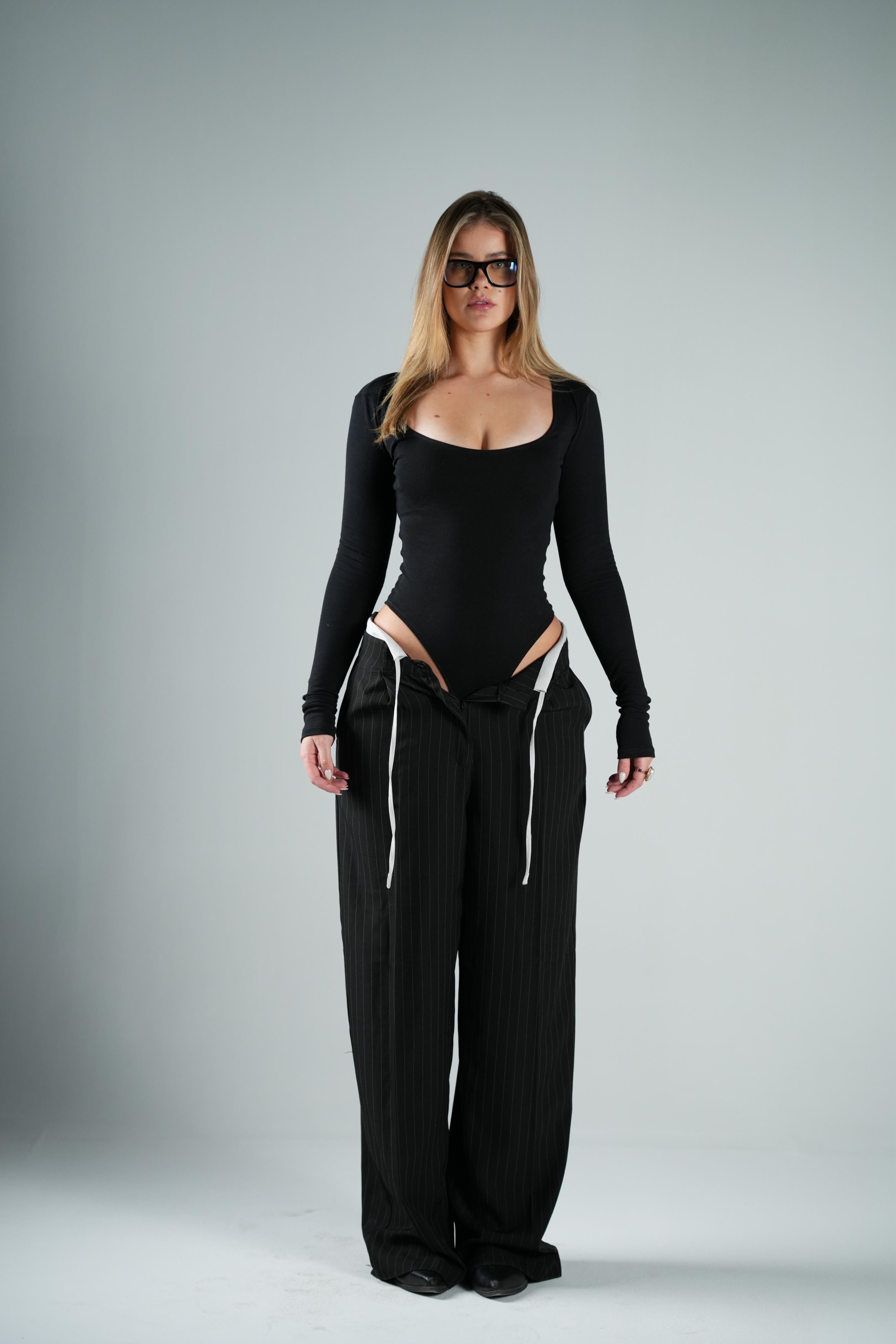 Black U-shaped Bodysuit – Theworkshopxx